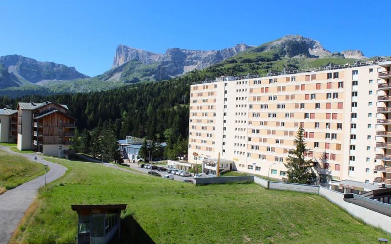 LES CHALETS DE SUPERD EGLANTIER Location LES CHALETS DE SUPERD EGLANTIER à SUPERDEVOLUY