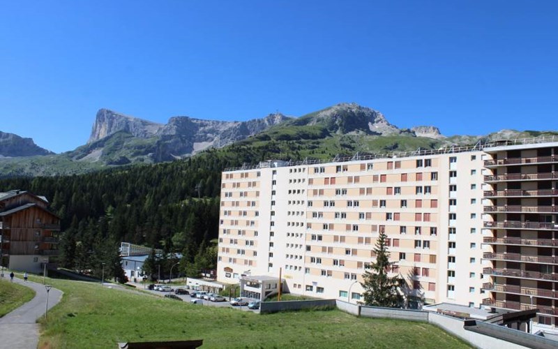 LES CHALETS DE SUPERD EGLANTIER Location LES CHALETS DE SUPERD EGLANTIER à SUPERDEVOLUY
