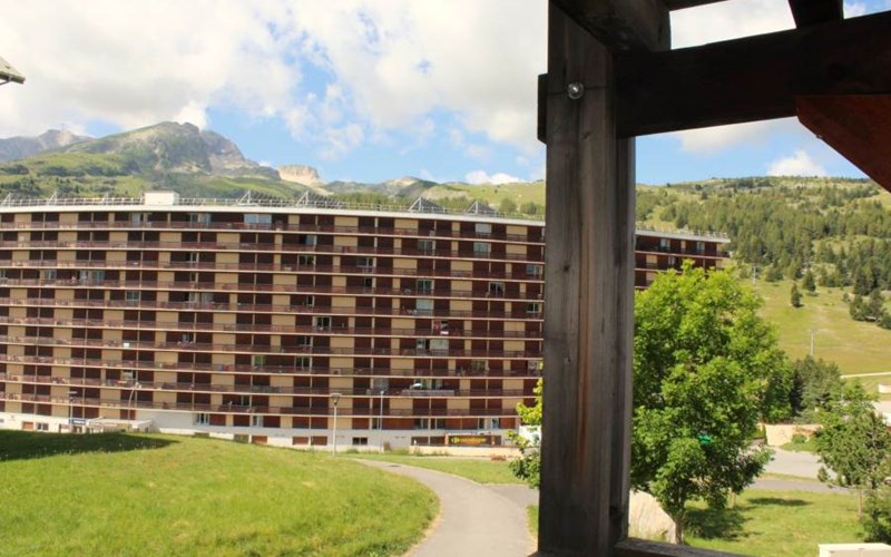 LES CHALETS DE SUPERD GENTIANE Location LES CHALETS DE SUPERD GENTIANE à SUPERDEVOLUY