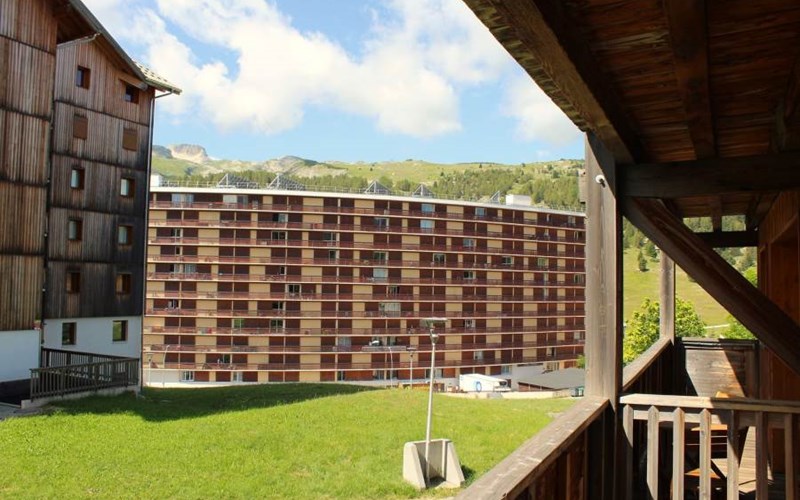 LES CHALETS DE SUPERD GENTIANE Location LES CHALETS DE SUPERD GENTIANE à SUPERDEVOLUY