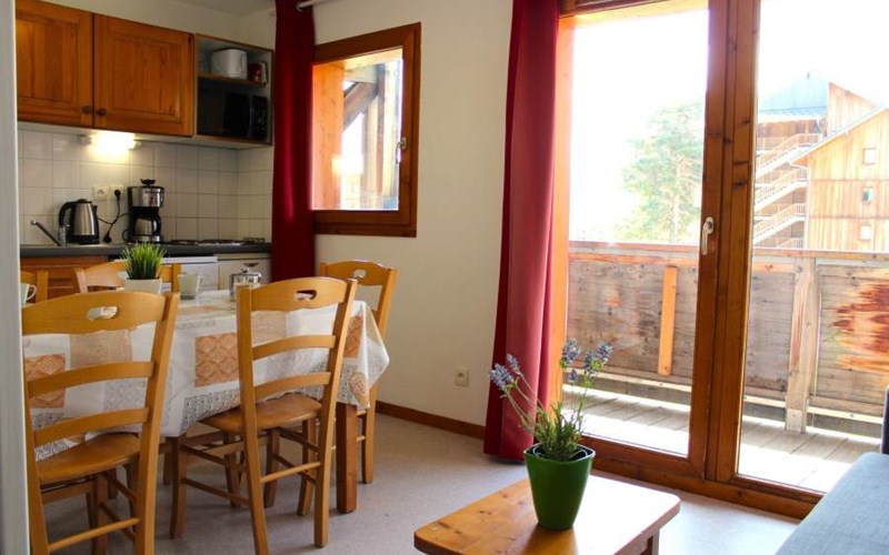 LES CHALETS DE SUPERD GENTIANE Location LES CHALETS DE SUPERD GENTIANE à SUPERDEVOLUY