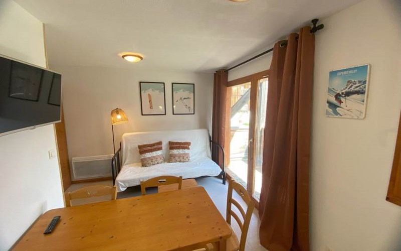 LES CHALETS DE SUPERD GENTIANE Location LES CHALETS DE SUPERD GENTIANE à SUPERDEVOLUY