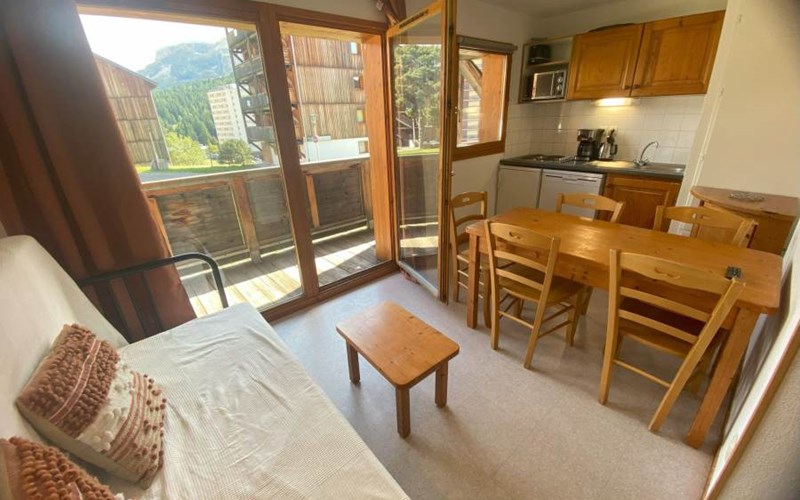 LES CHALETS DE SUPERD GENTIANE Location LES CHALETS DE SUPERD GENTIANE à SUPERDEVOLUY