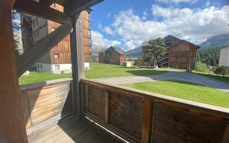 LES CHALETS DE SUPERD GENTIANE Location LES CHALETS DE SUPERD GENTIANE à SUPERDEVOLUY