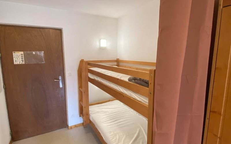 LES CHALETS DE SUPERD GENTIANE Location LES CHALETS DE SUPERD GENTIANE à SUPERDEVOLUY