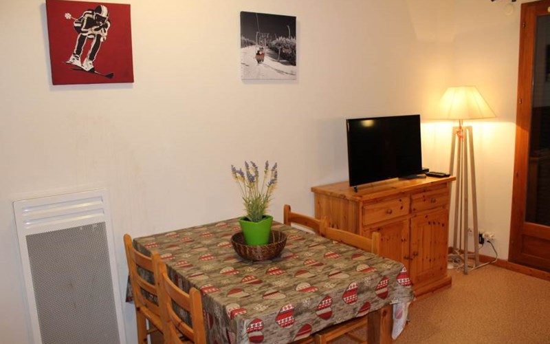 L'HORIZON BLANC Location L'HORIZON BLANC à SUPERDEVOLUY