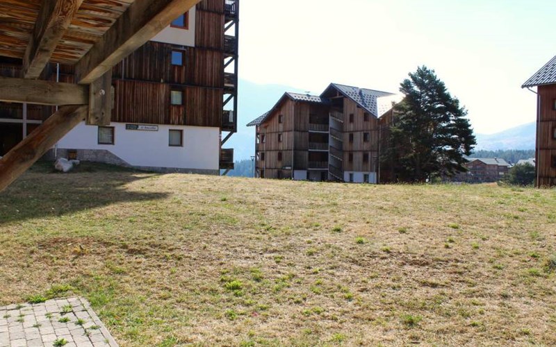 LES CHALETS DE SUPERD HELIANTHEME Location LES CHALETS DE SUPERD HELIANTHEME à SUPERDEVOLUY