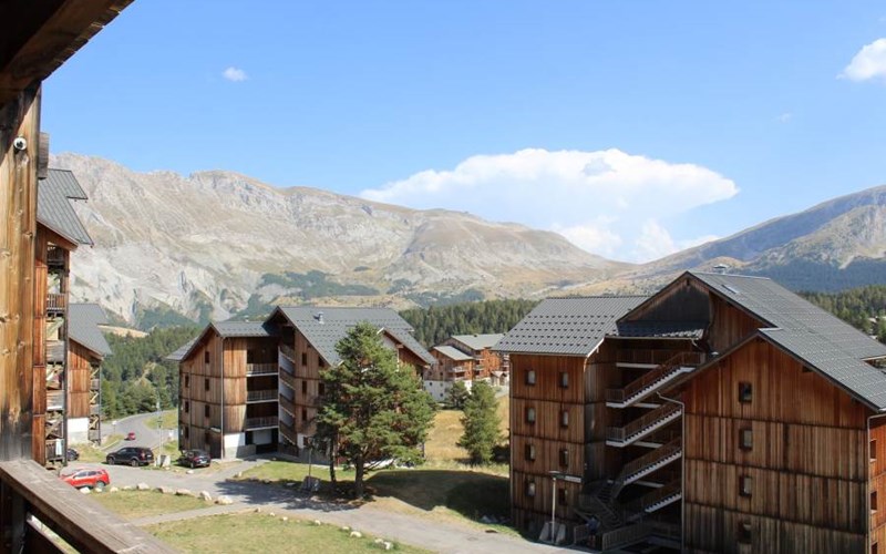 LES CHALETS DE SUPERD HELIANTHEME Location LES CHALETS DE SUPERD HELIANTHEME à SUPERDEVOLUY