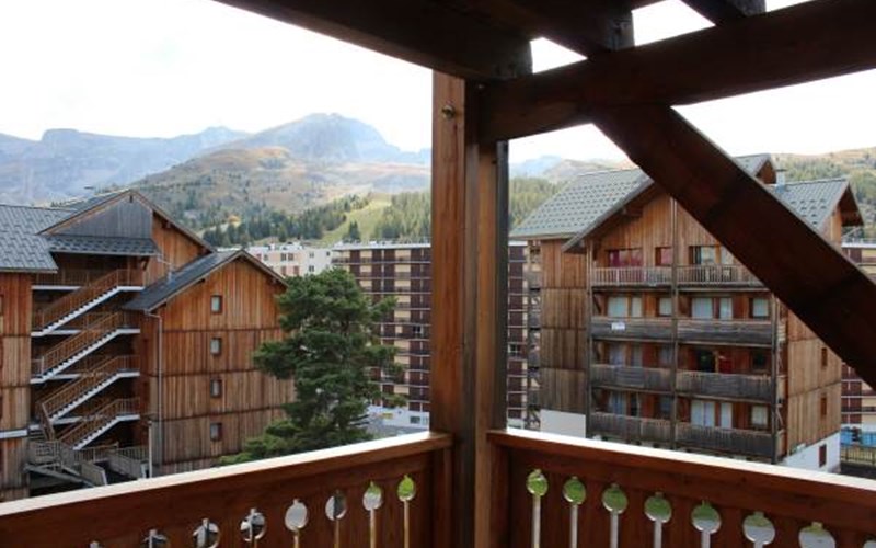 LES CHALETS DE SUPERD HELIANTHEME Location LES CHALETS DE SUPERD HELIANTHEME à SUPERDEVOLUY