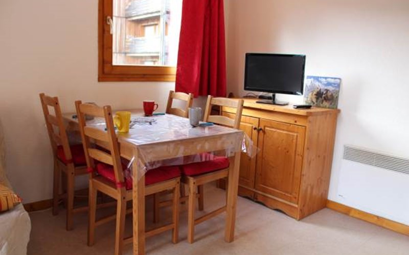 LES CHALETS DE SUPERD HELIANTHEME Location LES CHALETS DE SUPERD HELIANTHEME à SUPERDEVOLUY