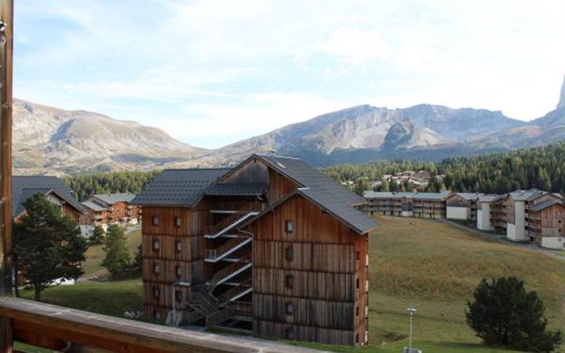 LES CHALETS DE SUPERD HELIANTHEME Location LES CHALETS DE SUPERD HELIANTHEME à SUPERDEVOLUY