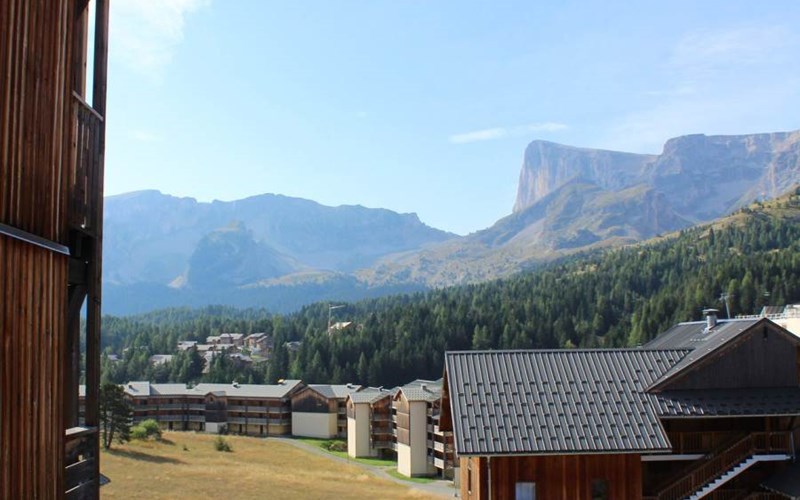 LES CHALETS DE SUPERD HELIANTHEME Location LES CHALETS DE SUPERD HELIANTHEME à SUPERDEVOLUY