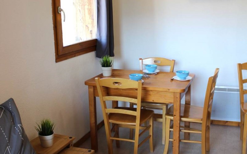 LES CHALETS DE SUPERD HELIANTHEME Location LES CHALETS DE SUPERD HELIANTHEME à SUPERDEVOLUY