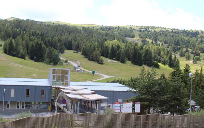 LES TOITS DU DEVOLUY Location LES TOITS DU DEVOLUY à SUPERDEVOLUY