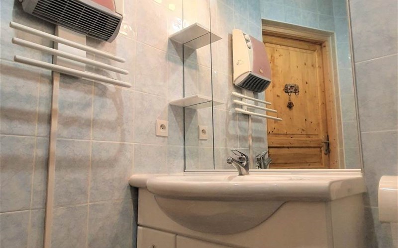 LES TOITS DU DEVOLUY Location LES TOITS DU DEVOLUY à SUPERDEVOLUY