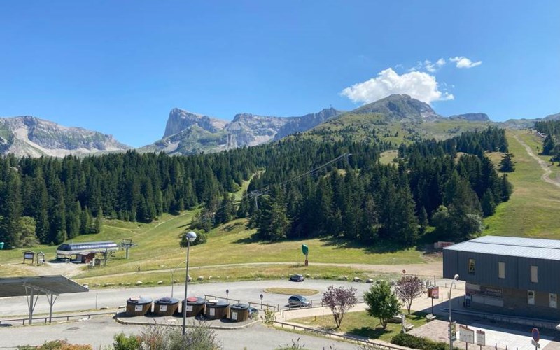 LES TOITS DU DEVOLUY Location LES TOITS DU DEVOLUY à SUPERDEVOLUY