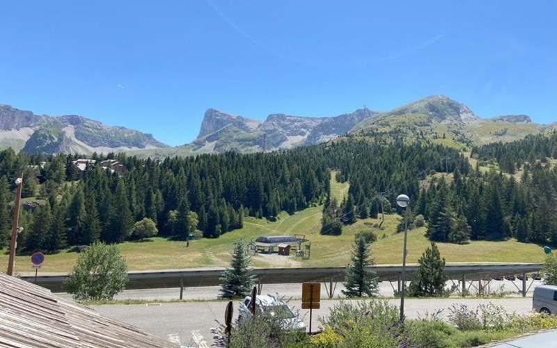 LES TOITS DU DEVOLUY Location LES TOITS DU DEVOLUY à SUPERDEVOLUY