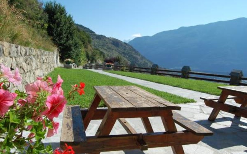 L'Orel Location L'Orel à CHATEAUROUX LES ALPES