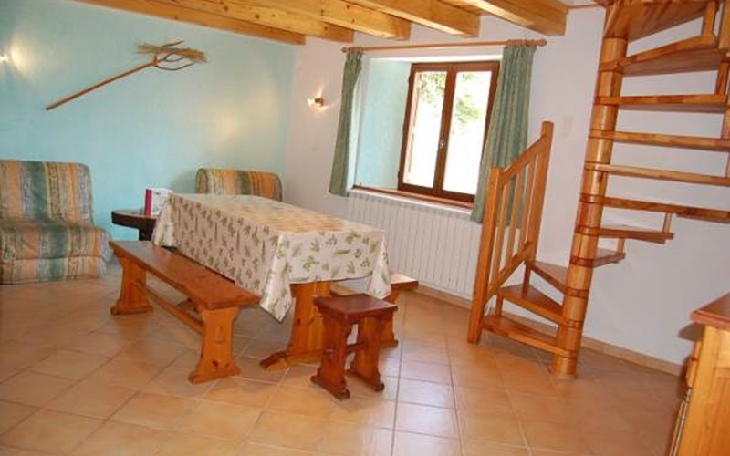 Le Morgon Location Le Morgon à CHATEAUROUX LES ALPES