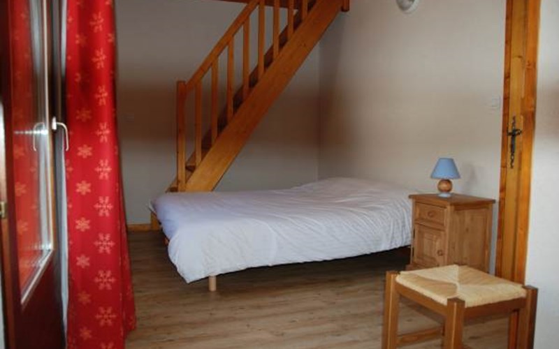 Les Prés-ronds Location Les Prés-ronds à CHAPELLE EN VALGAUDEMAR