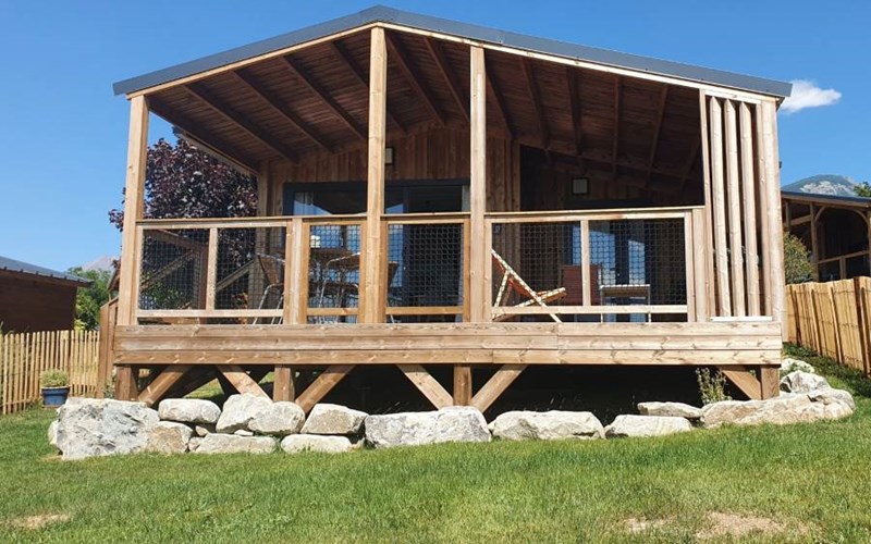 LES CHALETS DE SERRE-PONCON Location LES CHALETS DE SERRE-PONCON à BARATIER