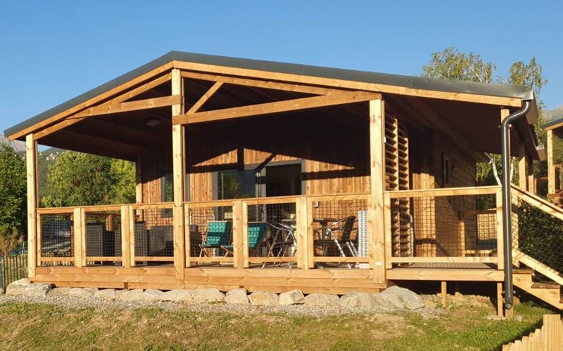 LES CHALETS DE SERRE-PONCON Location LES CHALETS DE SERRE-PONCON à BARATIER