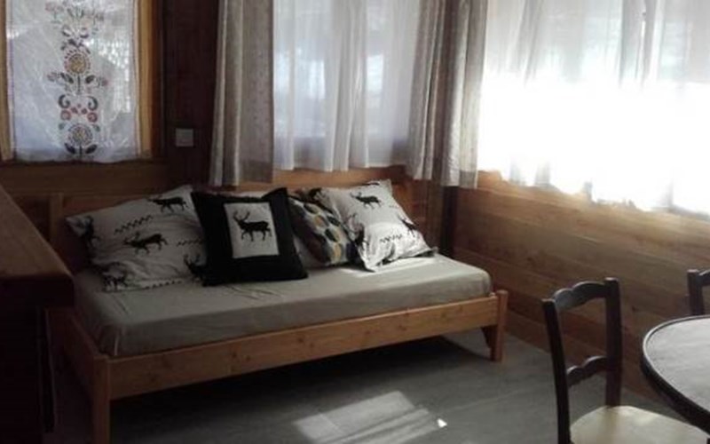 Les Marmottes Location Les Marmottes à CREVOUX