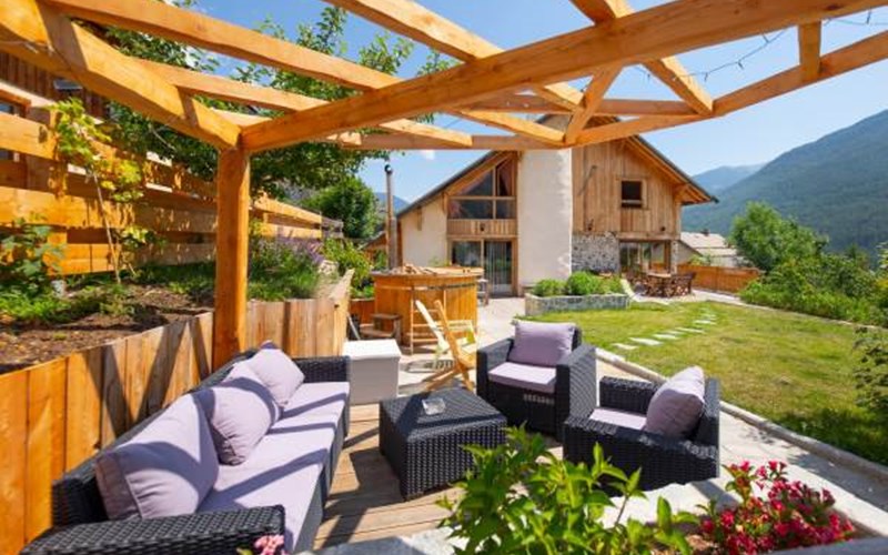 Brin de Paille Location Brin de Paille à ST MARTIN DE QUEYRIERE