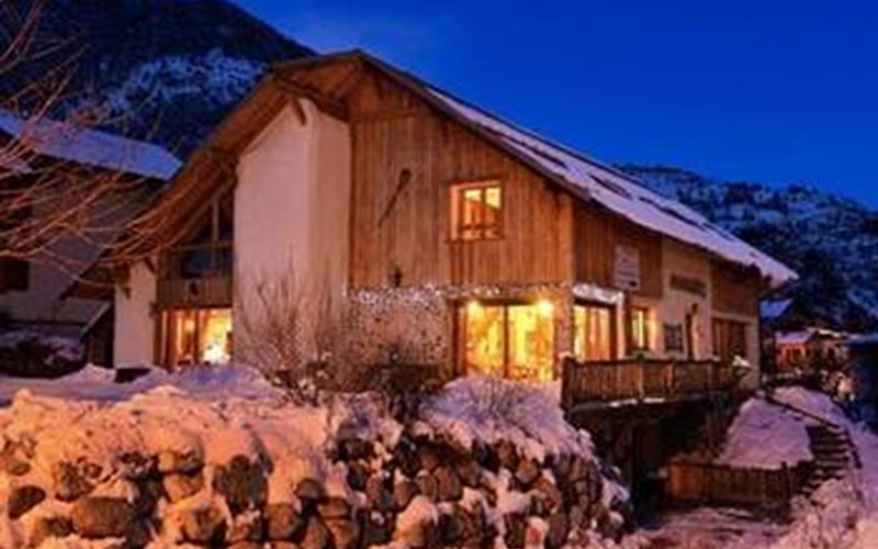 Brin de paille Location Brin de paille à ST MARTIN DE QUEYRIERE