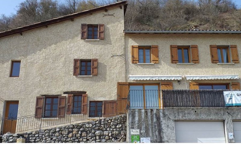 GITE AUBERGE DU BUECH HAUTES ALPES Location GITE AUBERGE DU BUECH HAUTES ALPES à ASPREMONT