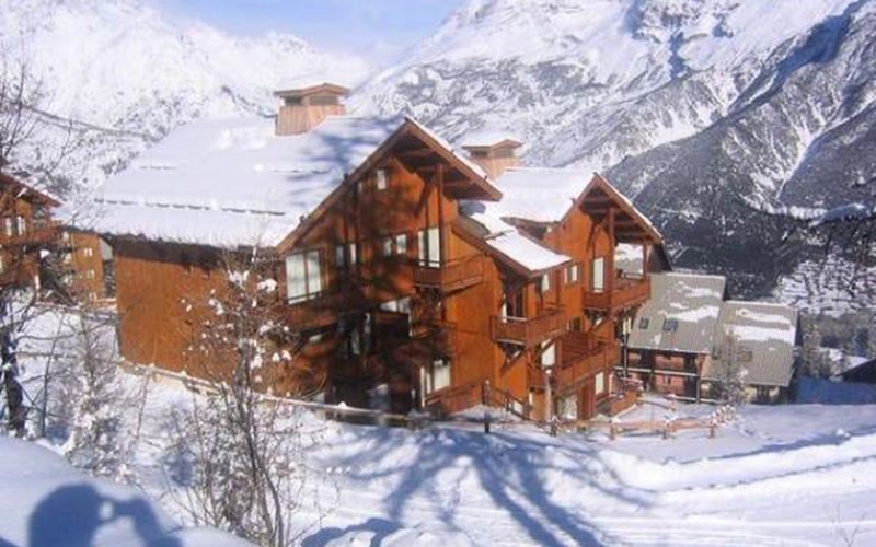 Les Chalets du Hameau des Ecrins Location Les Chalets du Hameau des Ecrins à PUY ST VINCENT