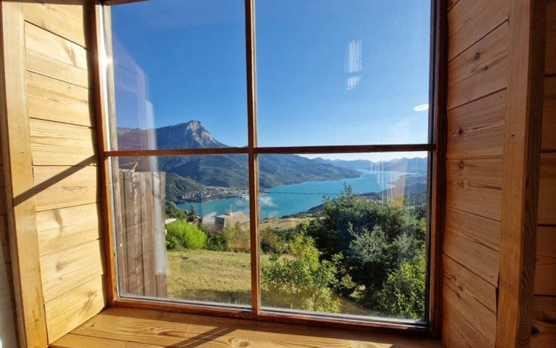 Maison avec vue sur le lac Location Maison avec vue sur le lac à PUY SANIERES