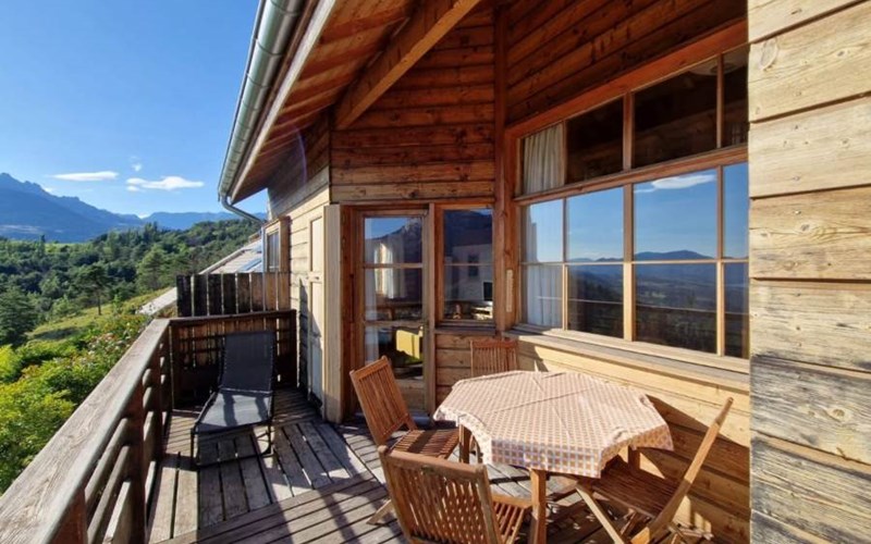 Maison avec vue sur le lac Location Maison avec vue sur le lac à PUY SANIERES