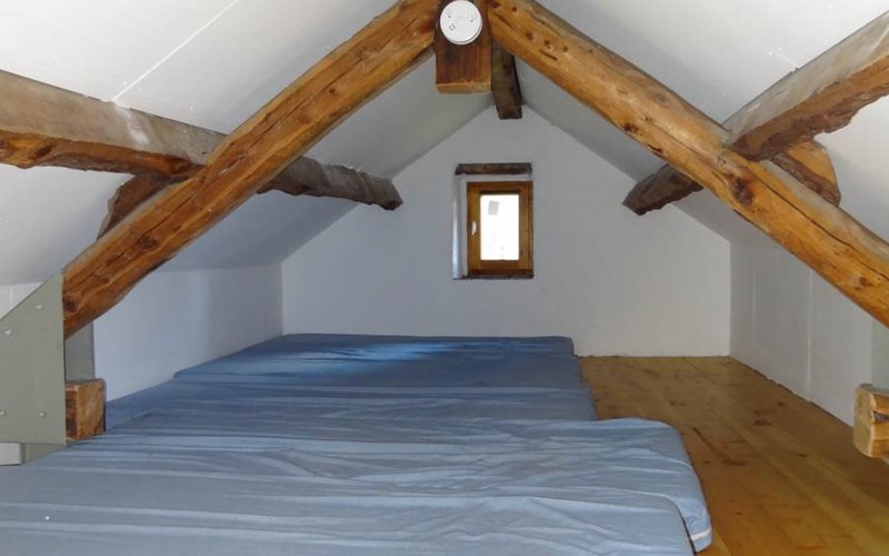 La Cabane de Sachas Location La Cabane de Sachas à PUY ST ANDRE