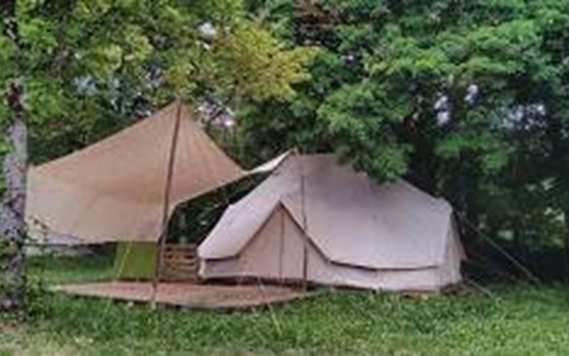 Location Lodges 4 places - Glamping "Chant La Pierre" 01 Pin à ST JULIEN EN BEAUCHENE