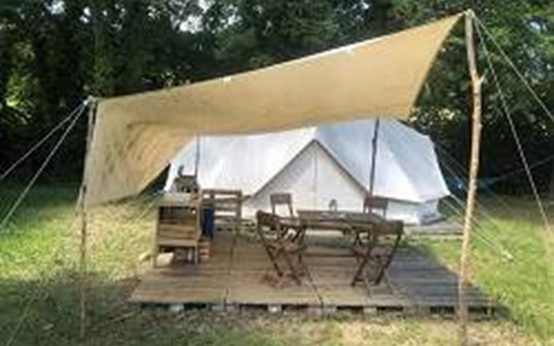 Lodges 4 places - Glamping "Chant La Pierre" 03 Cascade Location Lodges 4 places - Glamping "Chant La Pierre" 03 Cascade à ST JULIEN EN BEAUCHENE