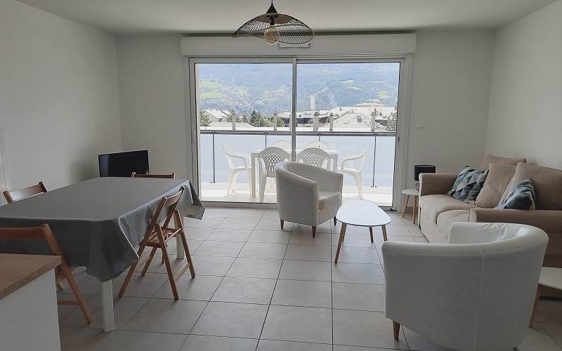 Au 5e ciel  (tout neuf et spacieux) Location Au 5e ciel  (tout neuf et spacieux) à EMBRUN