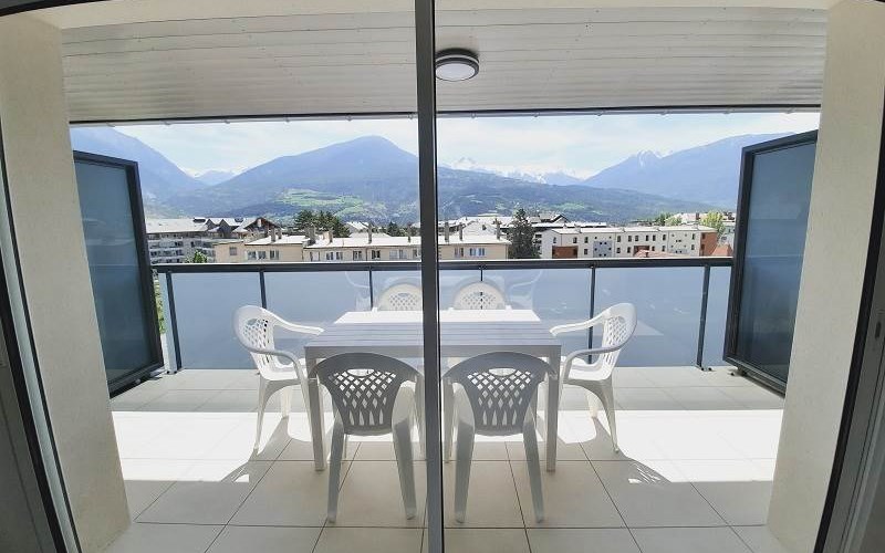 Au 5e ciel  (tout neuf et spacieux) Location Au 5e ciel  (tout neuf et spacieux) à EMBRUN