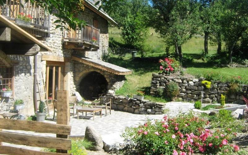 LA FERNANDE Location LA FERNANDE à BARATIER