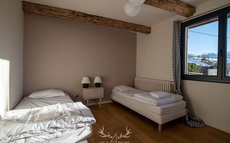 Les 3 Arches Location Les 3 Arches à ST ANDRE D EMBRUN