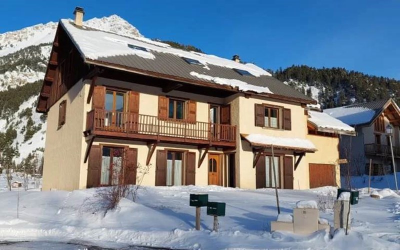 Appartement Croix Carail - Entièrement rénové à Roubion Location Appartement Croix Carail - Entièrement rénové à Roubion à NEVACHE