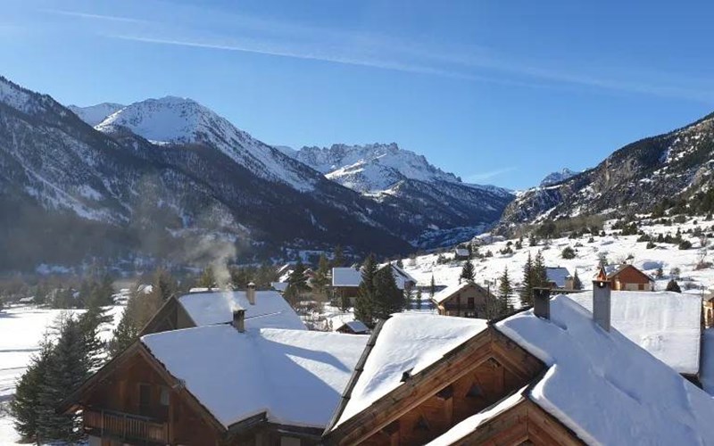 Appartement Croix Carail - Entièrement rénové à Roubion Location Appartement Croix Carail - Entièrement rénové à Roubion à NEVACHE