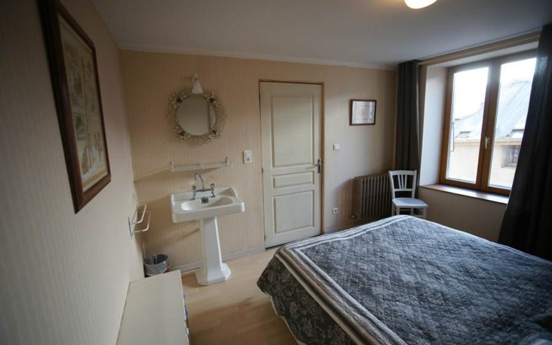 Chez Jean-Pierre chambre double n°1 Location Chez Jean-Pierre chambre double n°1 à VILLAR D ARENE