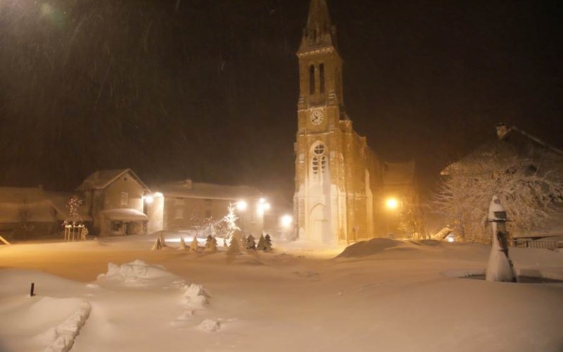 Chez Jean-Pierre chambre double n°3 Location Chez Jean-Pierre chambre double n°3 à VILLAR D ARENE