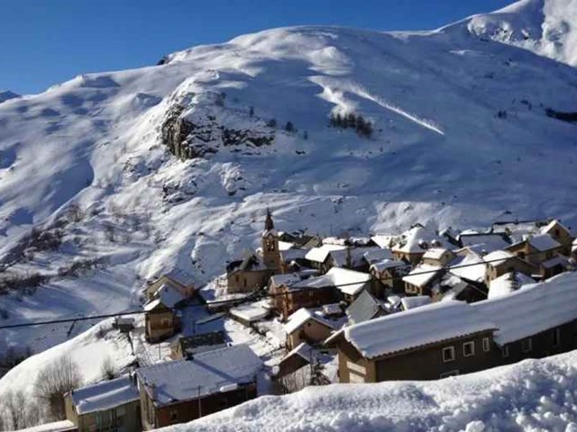 Le SOURAIL  LA GRAVE