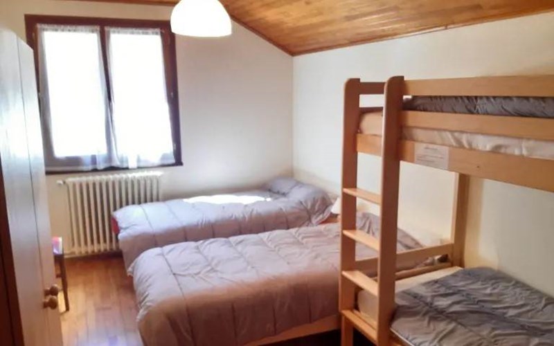 SERRET BLANC 2 Location SERRET BLANC 2 à LA GRAVE