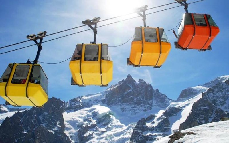 SERRET BLANC 2 Location SERRET BLANC 2 à LA GRAVE