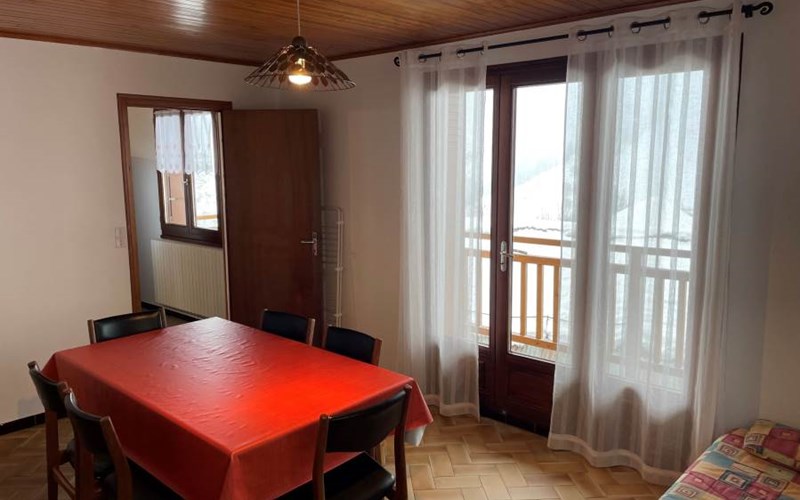 SERRET BLANC 2 Location SERRET BLANC 2 à LA GRAVE