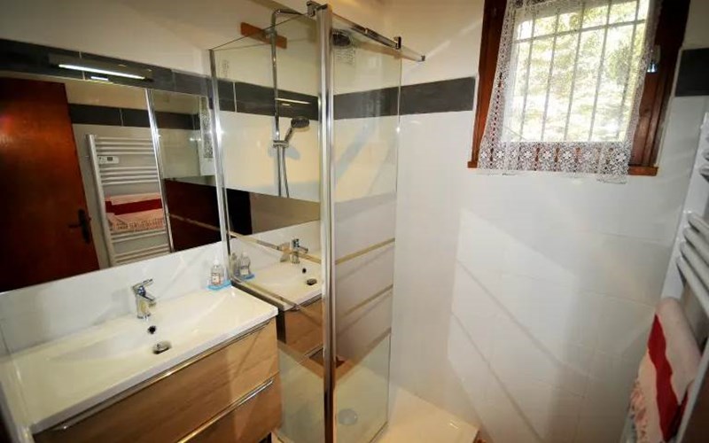 Côté Ville haute Location Côté Ville haute à NEVACHE