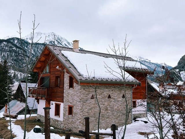 NEVACHE